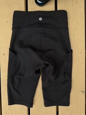 lululemon athletica Black Athletic Leggings with Interior Size Tag
